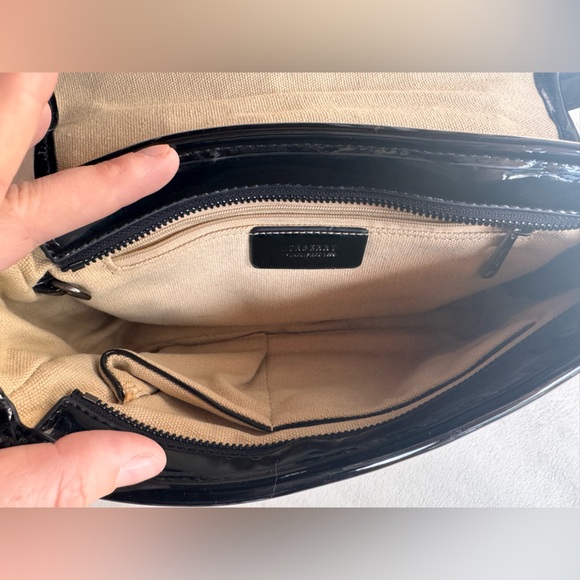 Burberry Haymarket Check Shoulder Bag with Coin Purse - Picture 8 of 12